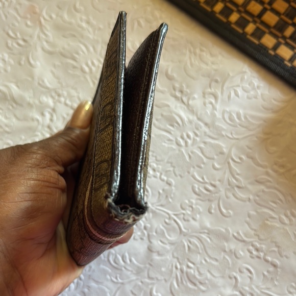 Gucci PVC - Picture 5 of 7